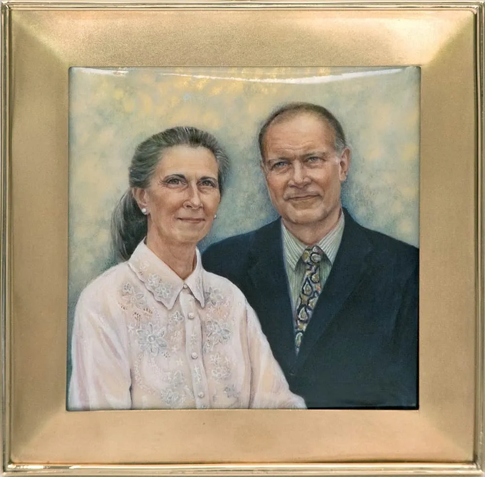 40th Wedding Anniversary — 18ct gold