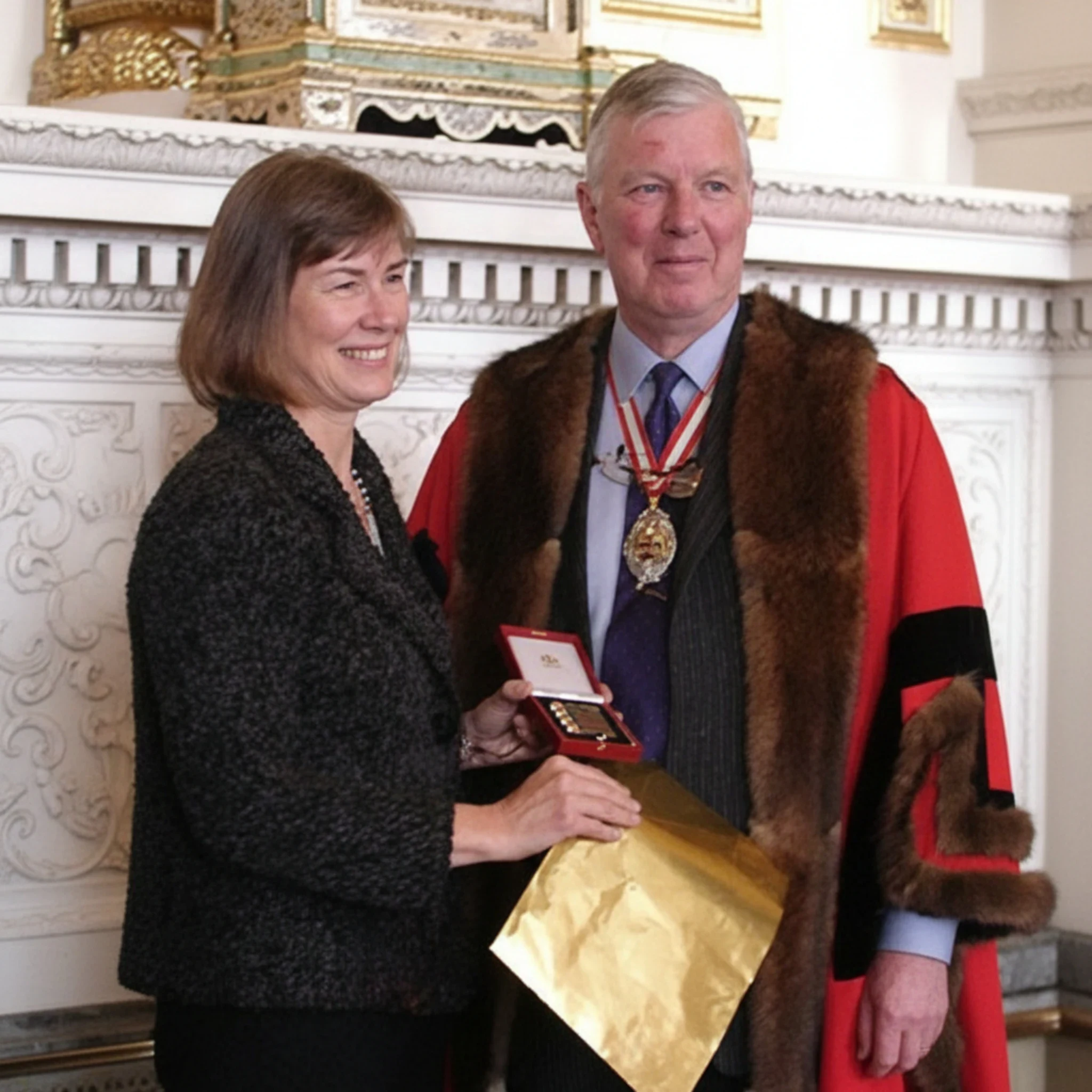Gillie Hoyte Byrom receiving the Jacques Cartier Memorial Award