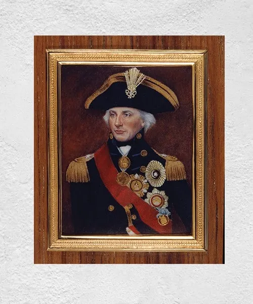Horatio Nelson, 1800 — 18ct gold, set in HMS Victory oak, 70 x 89 mm